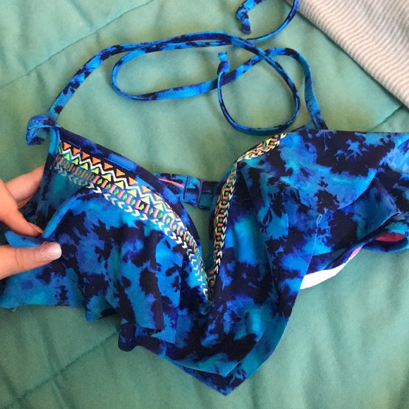 Victoria Secrets Pink Push Up Bathing Suit Top - Picture 2 of 5